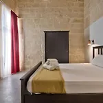 Old 3 By Vallettastay * La Valletta
