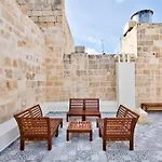 Appartamento Old 3 By Vallettastay *