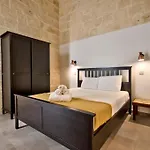 Appartamento Old 3 By Vallettastay