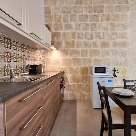Apartment Vallettastay Old 3 *