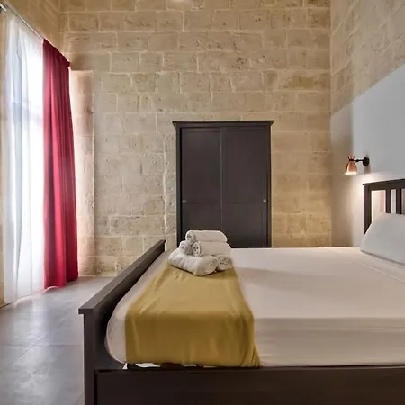 Old 3 By Vallettastay * Valletta